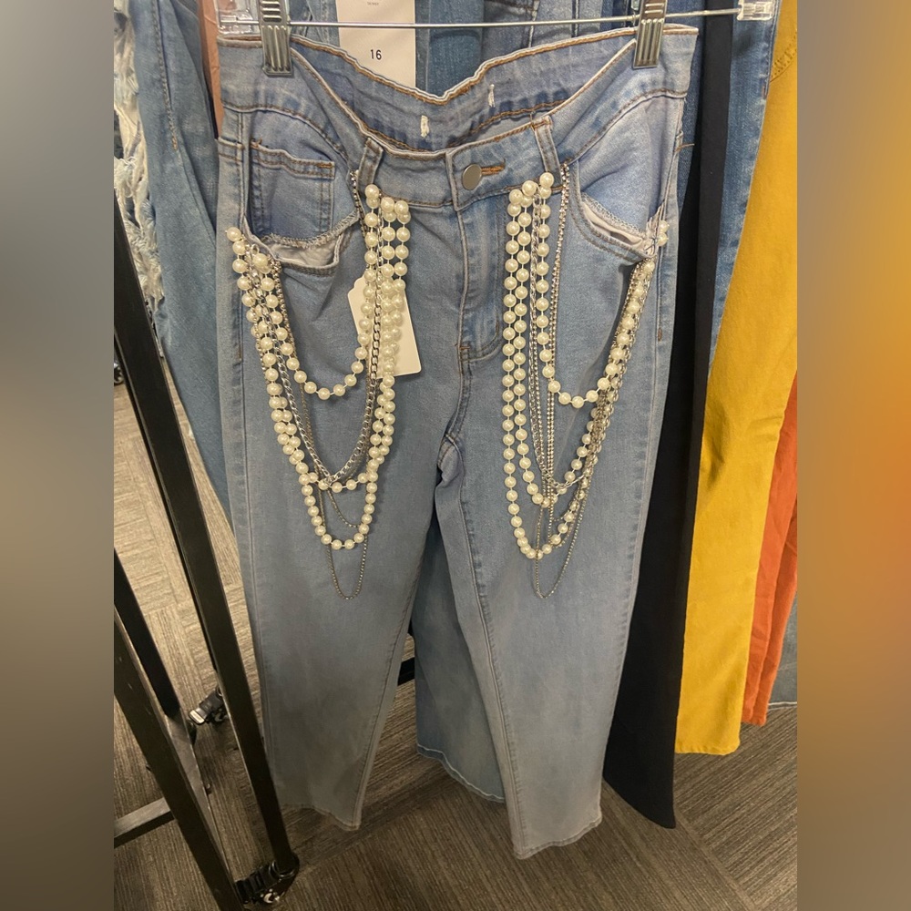 Pearl Embellished Light Blue Jeans